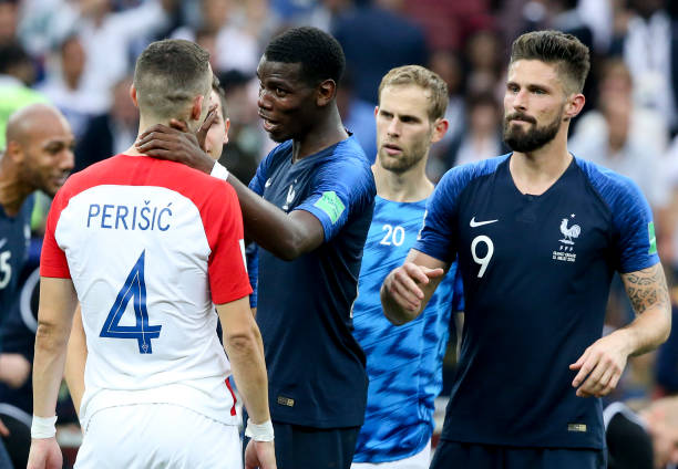 球运动员在 球运动员在