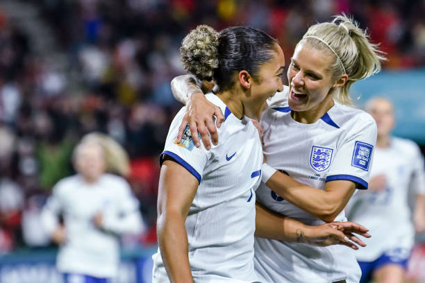 性力量的核 性力量的核