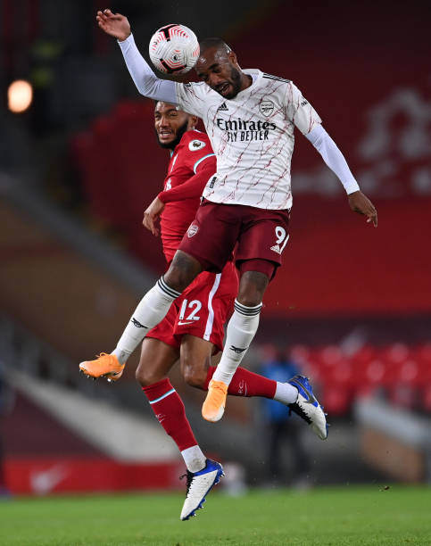 上展现出独 上展现出独